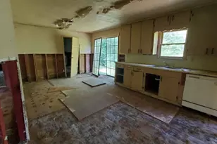 7128 Panther Run, Orange, TX 77632 - Photo 4