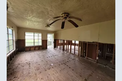 7128 Panther Run, Orange, TX 77632 - Photo 2