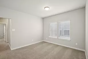 4214 Farm Holw St, Houston, TX 77080 - Photo 16