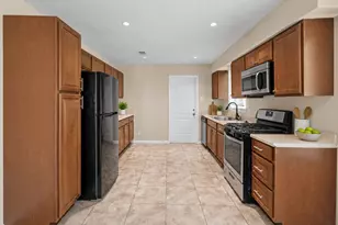 2304 Cedar Bayou Rd, Baytown, TX 77520 - Photo 4