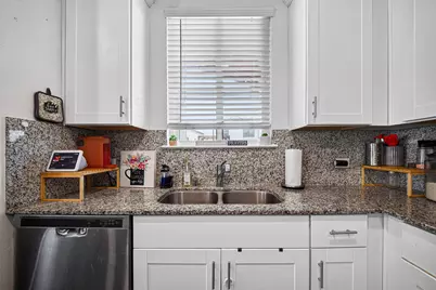 7031 Hobby Wind Ridge Drive, Houston, TX 77075 - Photo 18