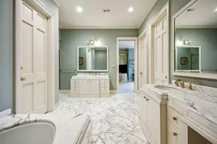 2121 Kirby Dr, Houston, TX 77019 - Photo 22