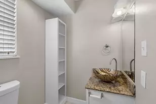 7945 Ellinger Ln, Houston, TX 77040 - Photo 18