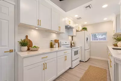 910 Beachcomber Lane, Houston, TX 77062 - Photo 20