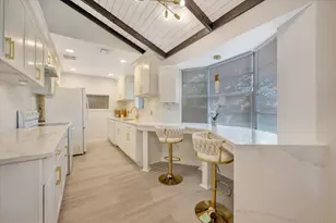 910 Beachcomber Ln, Houston, TX 77062 - Photo 22