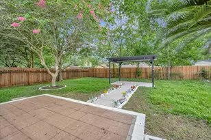 910 Beachcomber Ln, Houston, TX 77062 - Photo 4