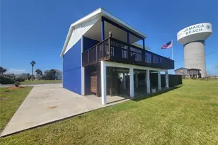 16527 Lewis Scott Rd, Galveston, TX 77554 - Photo 2