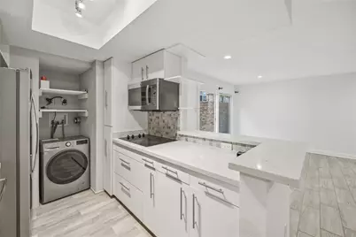 1909 Brun Street #9, Houston, TX 77019 - Photo 14