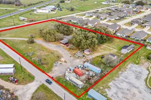 9418 Co Rd 423, Navasota, TX 77868 - Photo 1