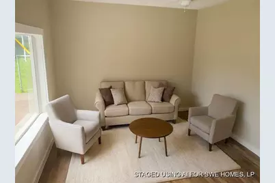 702 E Park Street, Sugar Land, TX 77498 - Photo 4