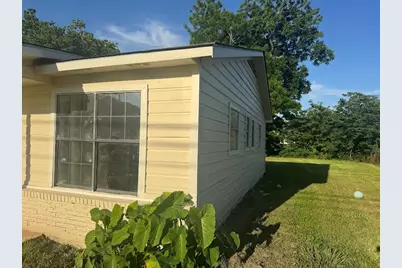 702 E Park Street, Sugar Land, TX 77498 - Photo 12