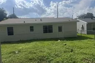 702 E Park St, Sugar Land, TX 77498 - Photo 12