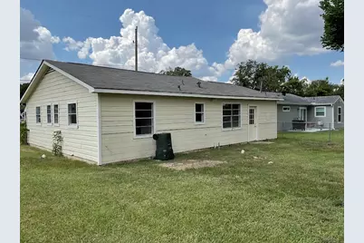 702 E Park Street, Sugar Land, TX 77498 - Photo 12