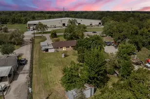 1849 Garden Rd, Pearland, TX 77581 - Photo 2