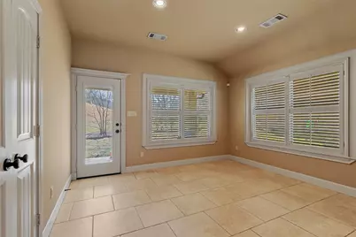 108 Harbour Town Drive, Conroe, TX 77356 - Photo 8