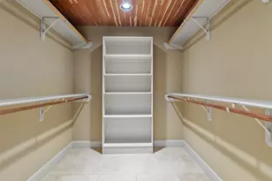 108 Harbour Town Dr, Conroe, TX 77356 - Photo 12