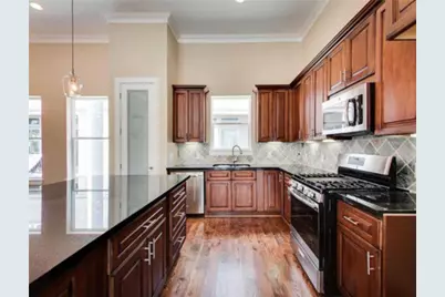 2206 Holman Street, Houston, TX 77004 - Photo 2