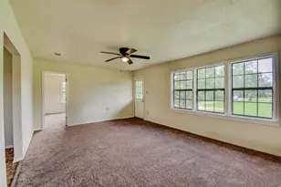 6615 Live Oak Dr, Jones Creek, TX 77541 - Photo 10
