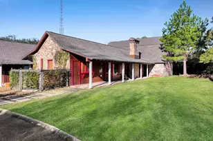 880 W Walton Rd, Lumberton, TX 77657 - Photo 4