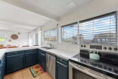 16526 Jamaica Beach Road, Jamaica Beach, TX 77554 - Photo 8