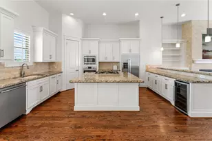4938 Edison Park Ln, Houston, TX 77081 - Photo 14