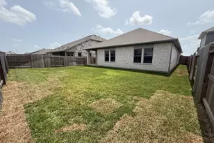 1923 Stargazer Ln, Angleton, TX 77515 - Photo 26