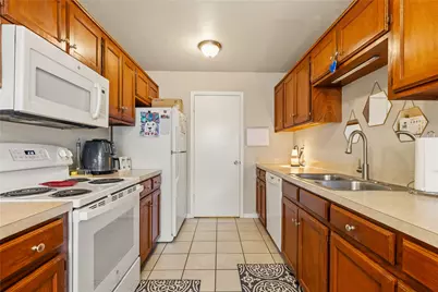 1401 Avenue O #Apt G, Huntsville, TX 77340 - Photo 10