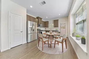 115 Silver Sky Ct, Conroe, TX 77304 - Photo 4