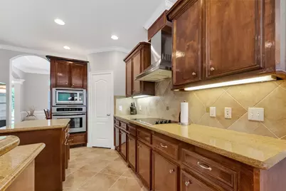 4402 Park Bend Drive, Baytown, TX 77521 - Photo 16