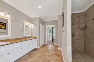 4402 Park Bend Dr, Baytown, TX 77521 - Photo 42