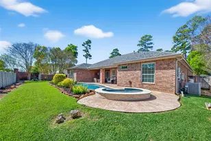 4402 Park Bend Dr, Baytown, TX 77521 - Photo 48