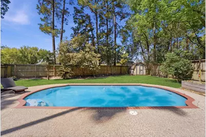 5727 Manor Forest Drive, Kingwood, TX 77339 - Photo 36