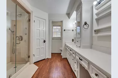 8 Shadowood Street, Conroe, TX 77304 - Photo 18