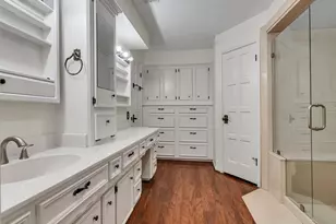 8 Shadowood St, Conroe, TX 77304 - Photo 20