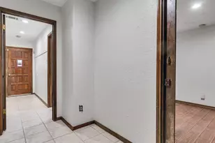 8 Shadowood St, Conroe, TX 77304 - Photo 28