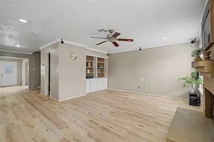 794 Thicket Ln, Houston, TX 77079 - Photo 12