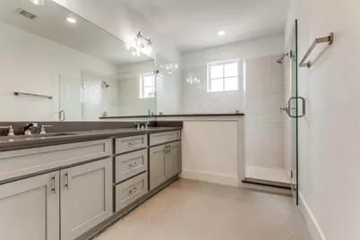 728 E 38th Street, Houston, TX 77022 - Photo 8