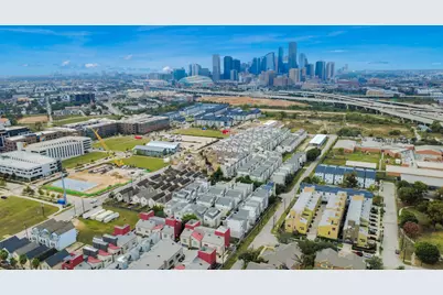 326 Eado Park Circle, Houston, TX 77020 - Photo 32