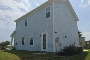 9822 Tulum Ct, Galveston, TX 77554 - Photo 38