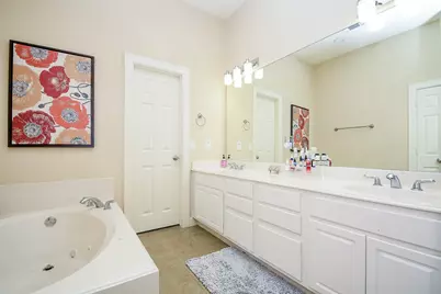 2714 Windy Thicket Lane, Houston, TX 77082 - Photo 16