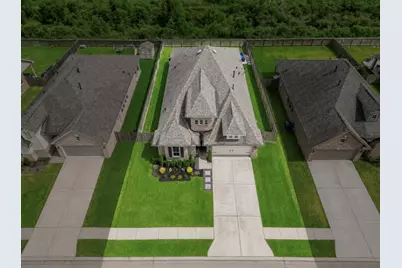 13938 South River Drive, Baytown, TX 77523 - Photo 2