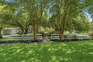 117 River Boat Bend, Dayton, TX 77535 - Photo 2