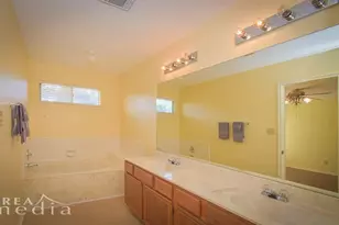 19723 Glenfinch Ln, Spring, TX 77379 - Photo 18