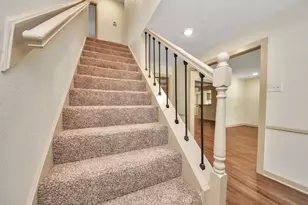 5731 Lodge Creek Dr, Houston, TX 77066 - Photo 18