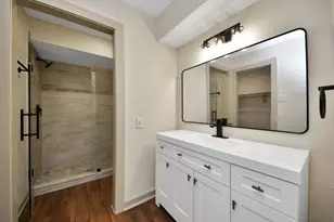 5731 Lodge Creek Dr, Houston, TX 77066 - Photo 14