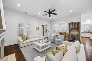 2214 Driscoll St, Houston, TX 77019 - Photo 10
