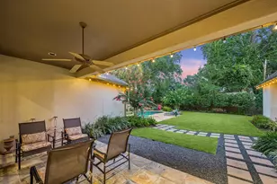 531 3 Corners Dr, Houston, TX 77024 - Photo 46