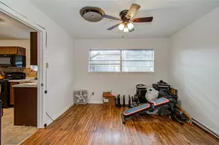 1710 W 11th St, Freeport, TX 77541 - Photo 12