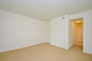 2100 Tanglewilde St, Houston, TX 77063 - Photo 24