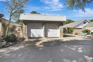 2718 Kissing Camel Ct, Missouri City, TX 77459 - Photo 2